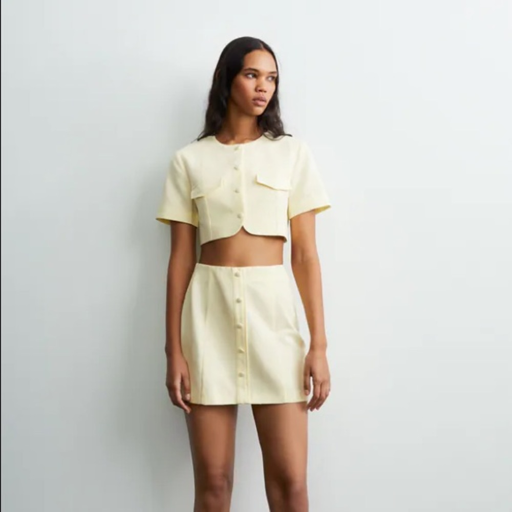 ZARA LINEN BLEND CROP TOP WITH BUTTONS